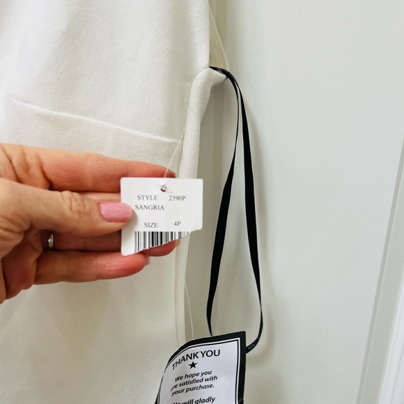 Nwt gorgeous Rachel Roy size medium white stretchy lined dress - Picture 3 of 9